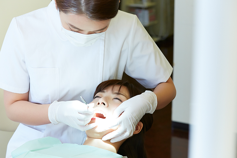 歯面清掃装置によるパウダークリーニングの特徴